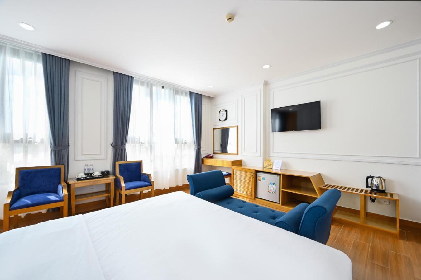 Vivian Airport Hotel Saigon Хошимин Экстерьер фото