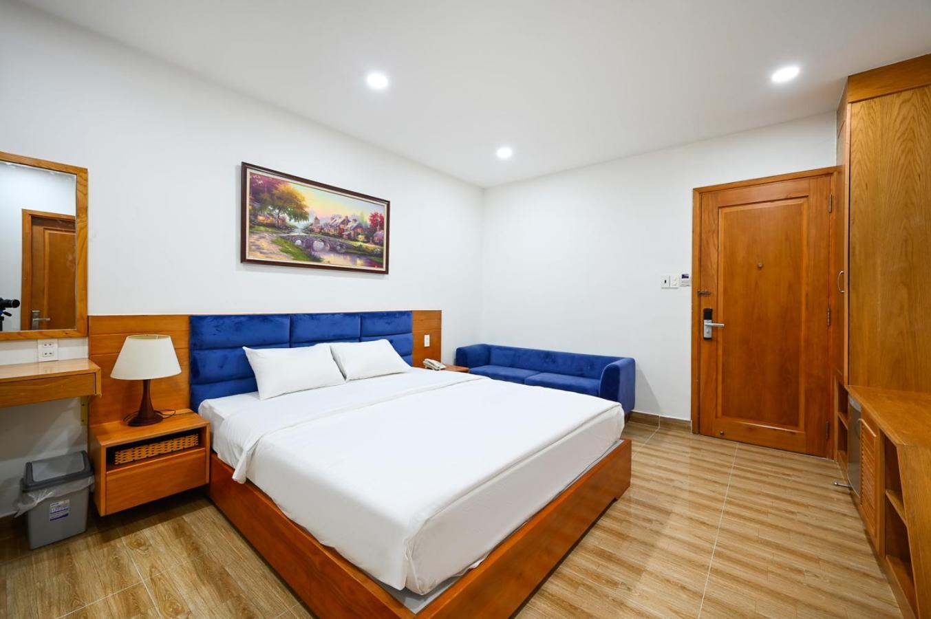 Vivian Airport Hotel Saigon Хошимин Экстерьер фото