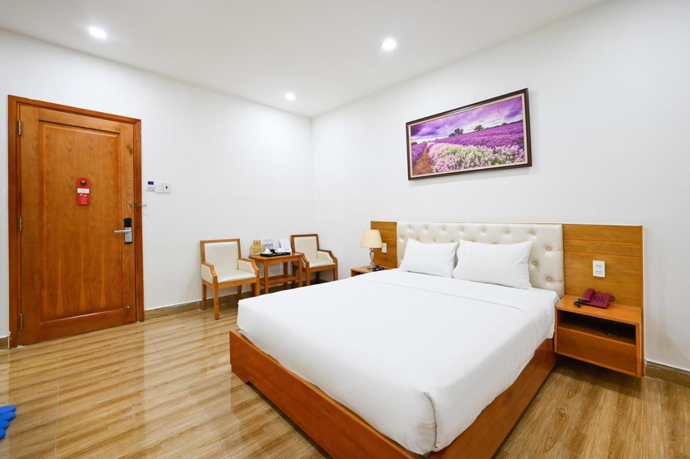 Vivian Airport Hotel Saigon Хошимин Экстерьер фото