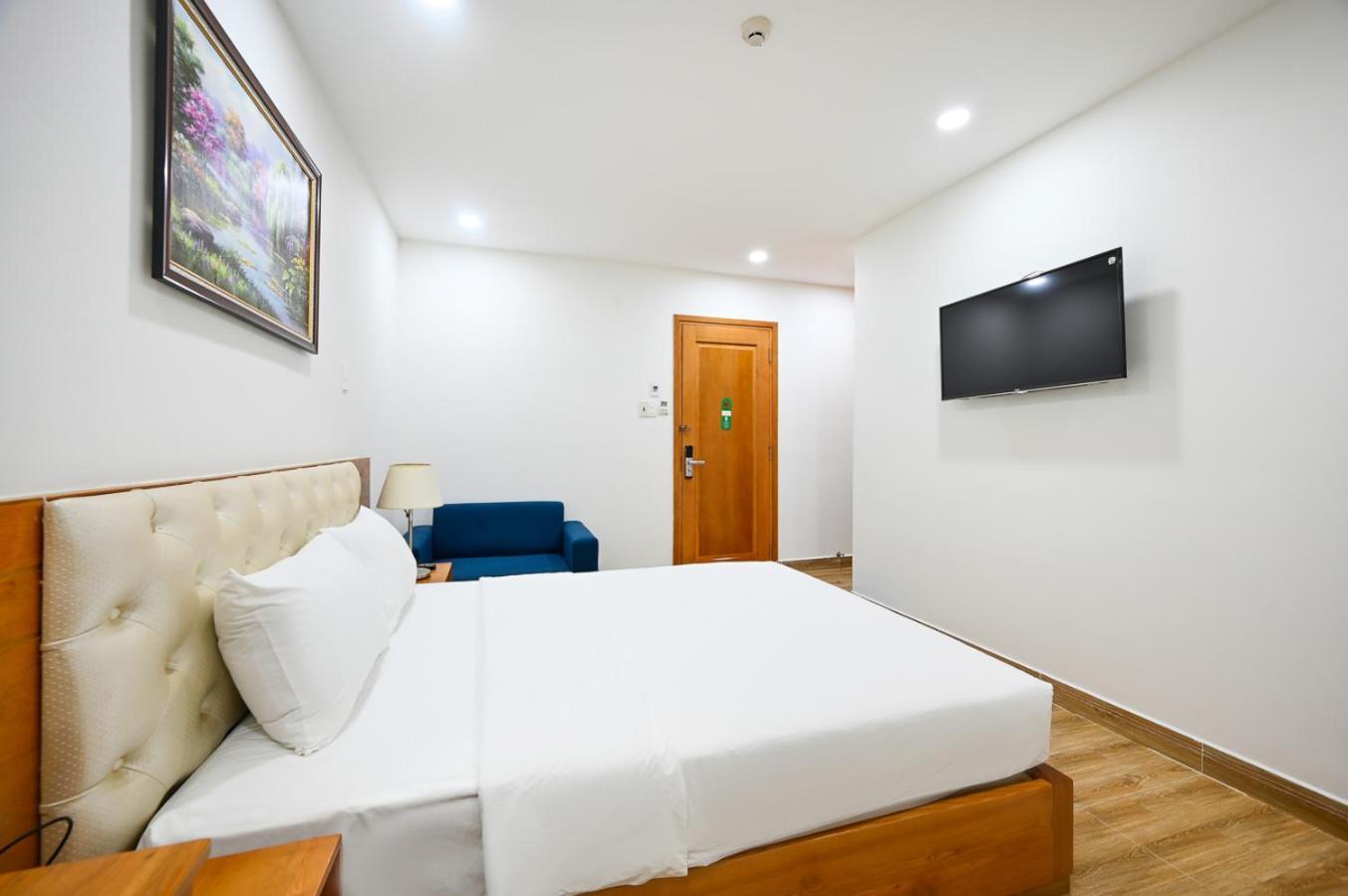 Vivian Airport Hotel Saigon Хошимин Экстерьер фото